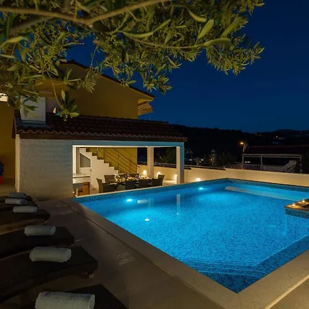 Bona Dea - Trogir Area Вилла *